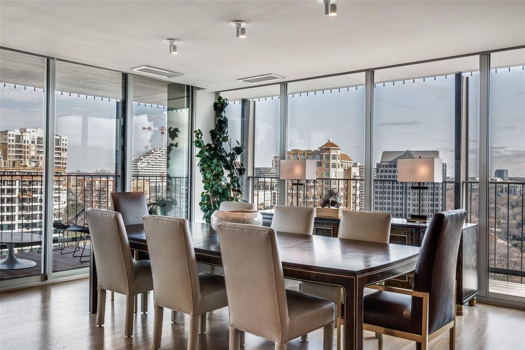 P2B 3310 Fairmount St P2B  