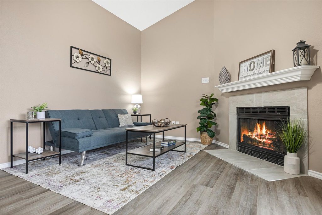 609 4113 Esters Rd Unit 609  