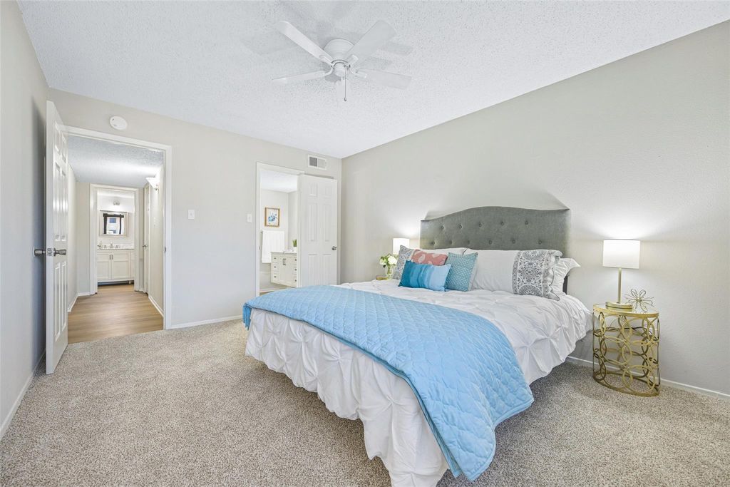 1069 5831 Harvest Hill Rd Unit 1069  