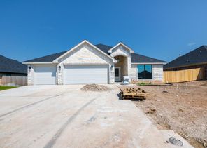809 Sunnys Halo Dr — Moonlight Park