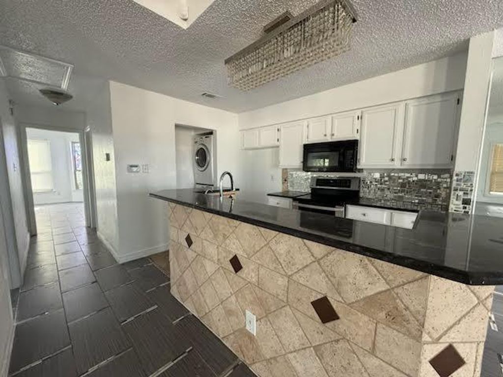 264 3404 W Country Club Dr Unit 264  