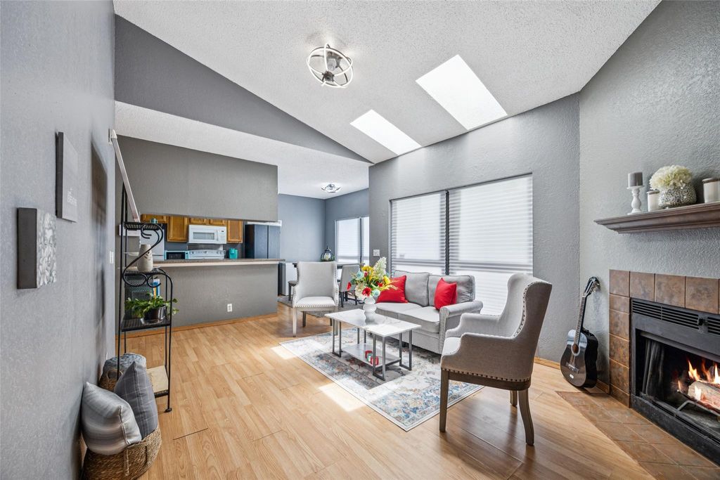 1207 7340 Skillman St Unit 1207