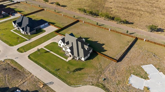 1321 Greycrest Ter — Greystone Estates