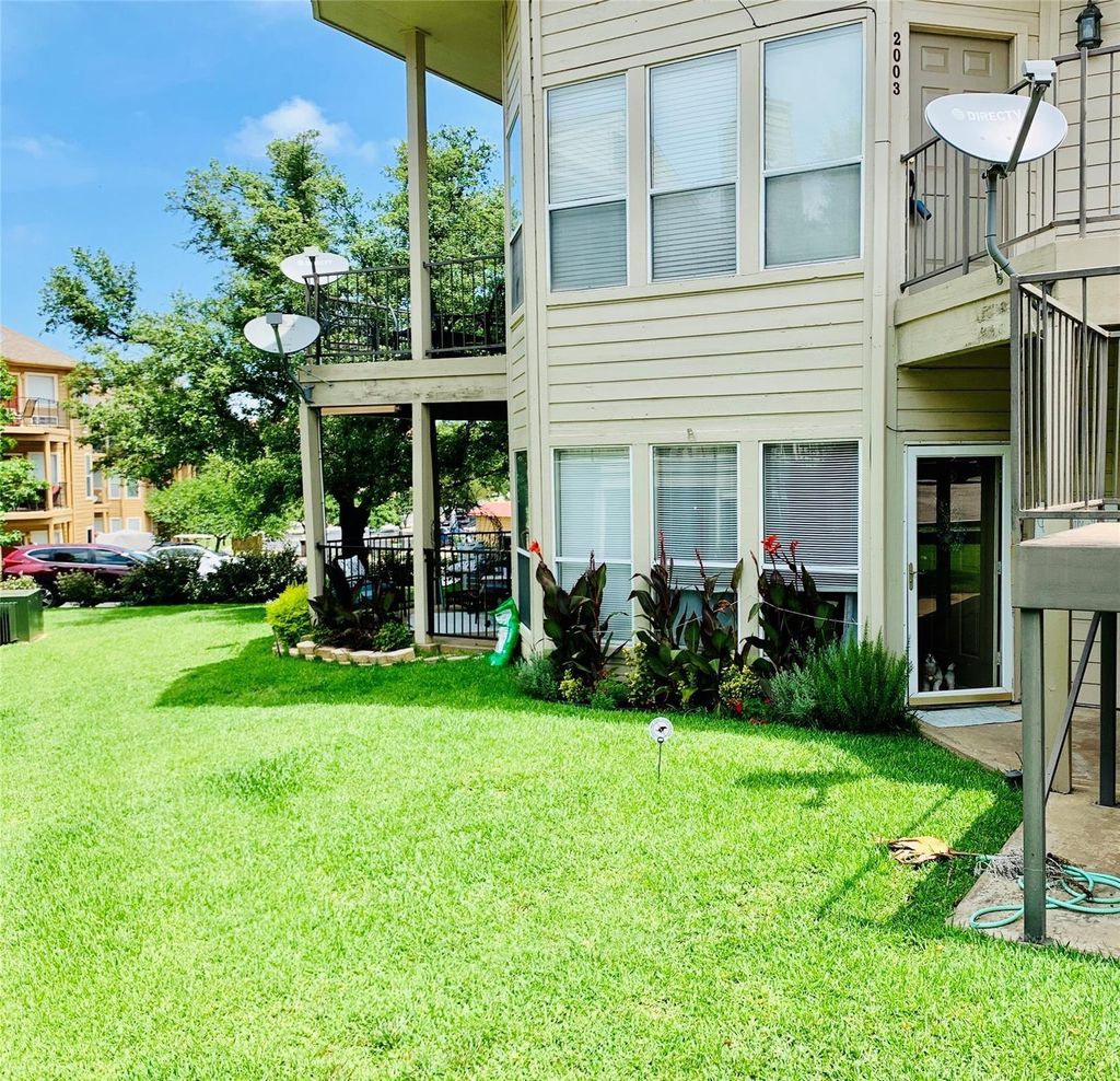 A2003 2116 Tanglewood Blvd A2003  