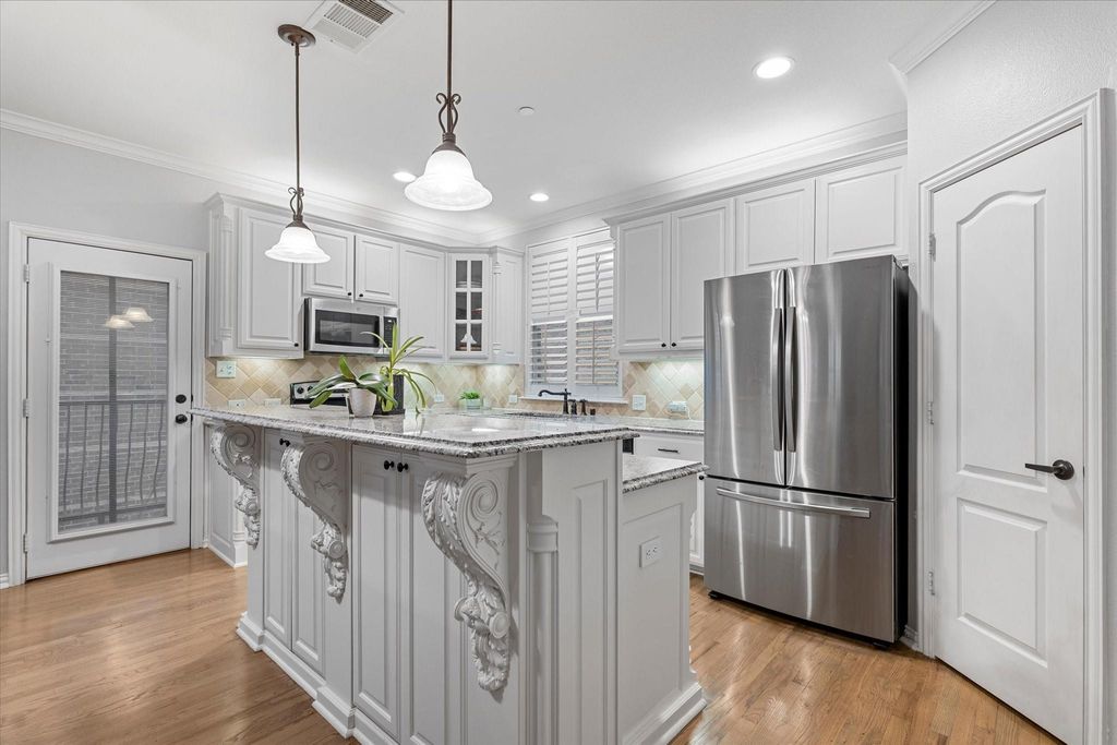 10 2500 Rockbrook Dr Unit 10  