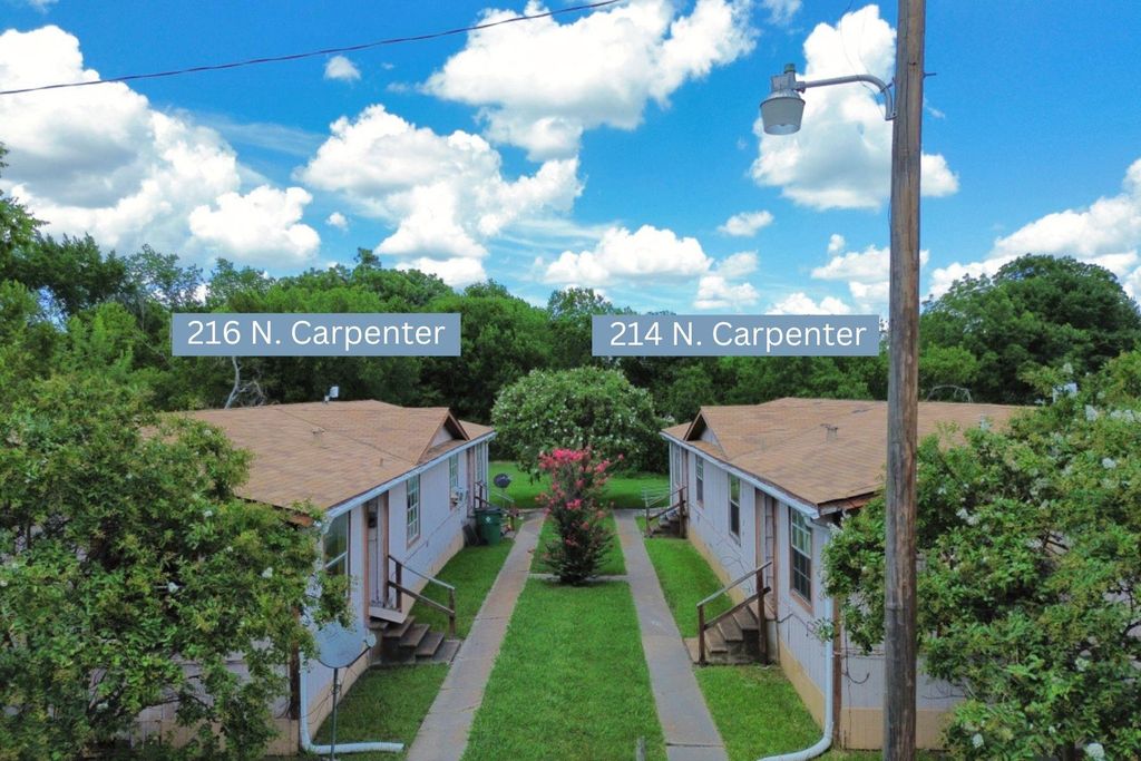 A B 214 N Carpenter St A B  