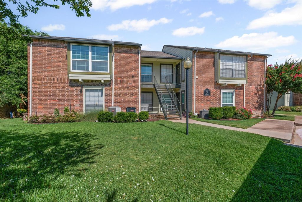 703 5981 Arapaho Rd Unit 703  