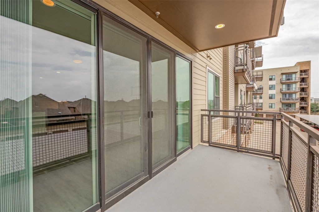 1207 3517 Windhaven Pkwy Unit 1207  