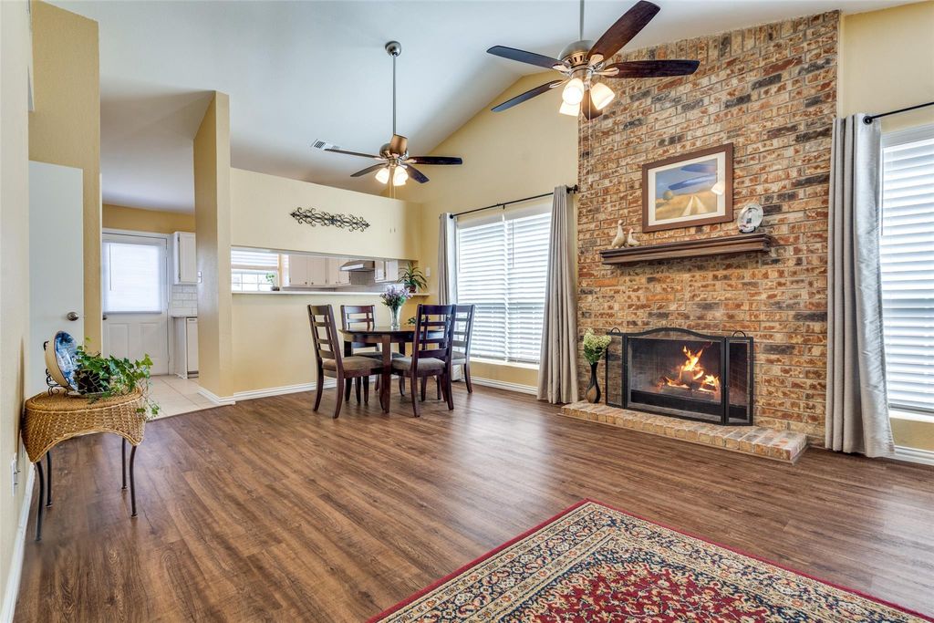 J4 2400 Jupiter Rd J4  