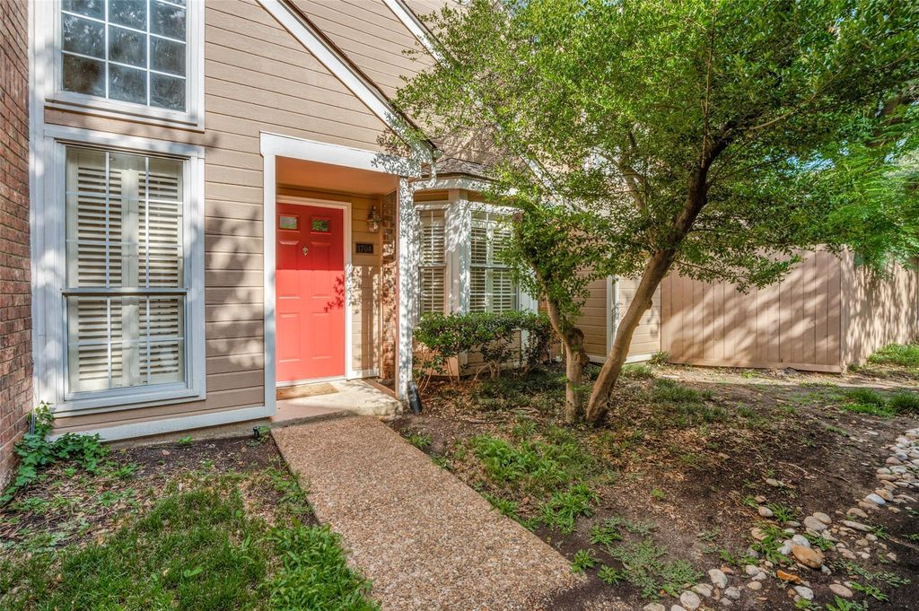 1704 17860 Windflower Way Unit 1704  