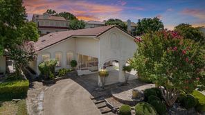3615 Highpoint Dr — Lakeside Village #4