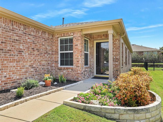 2441 Honeybee Ln