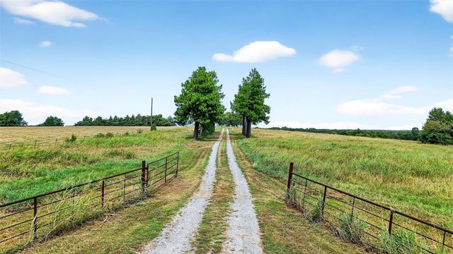 1200 County Road 1215
