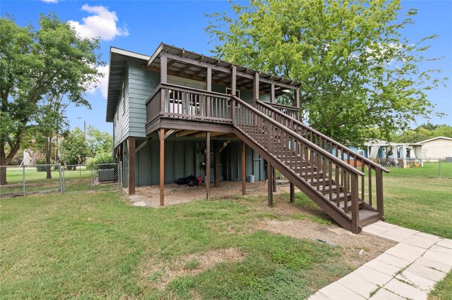 242 Autumn Wood Trl