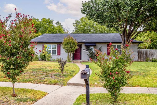 4613 Redwood Dr