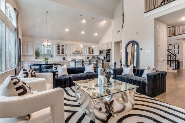 2417 Shane Dr — Parks Somercrest