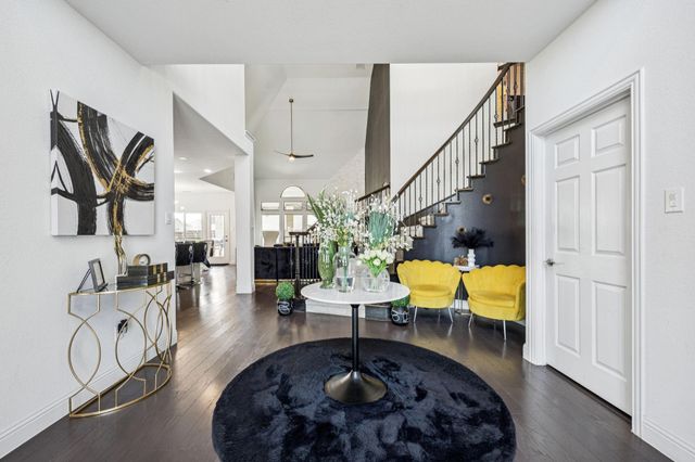 518 Valley Dr — Hawkins Meadows