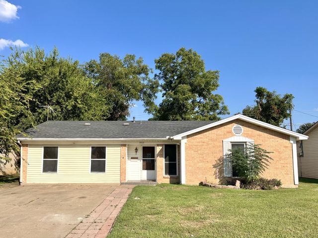 1900 Robinson St — South Park 02