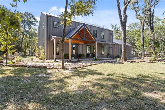 647 County Road 3318 — Sand Acres Add