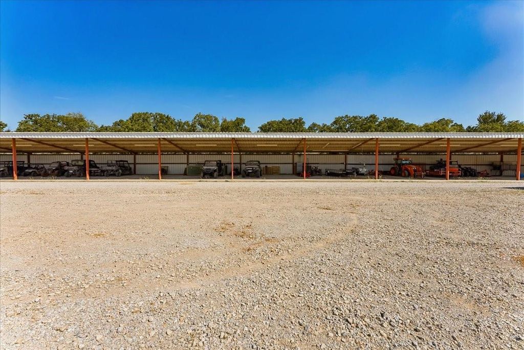 1812 CO 114 Rd, Mingus, TX 76463 - photo 2