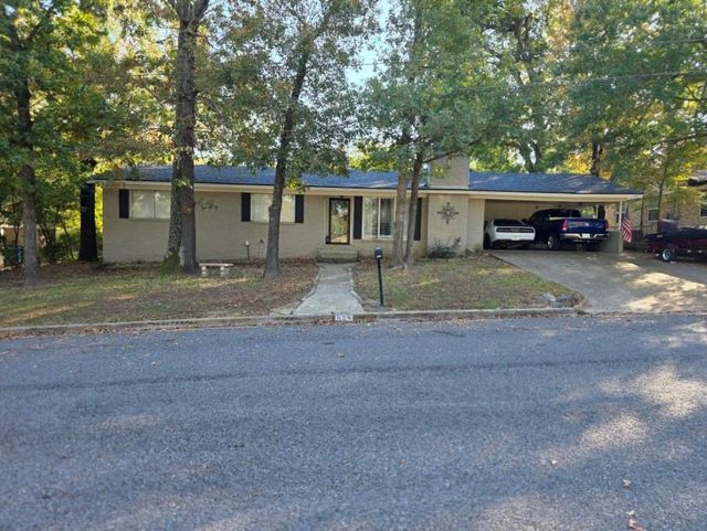 505 Colonial