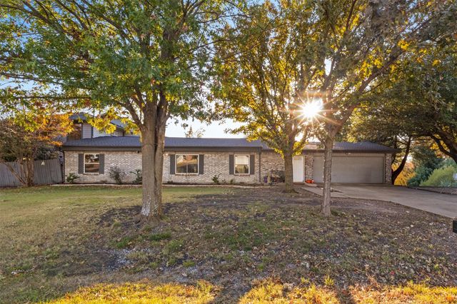 1108 Blackland Rd — Karendale Village