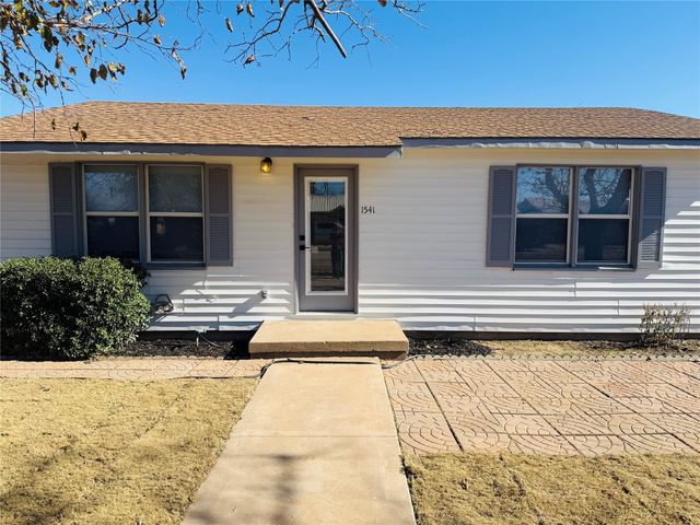 1541 Mccarty