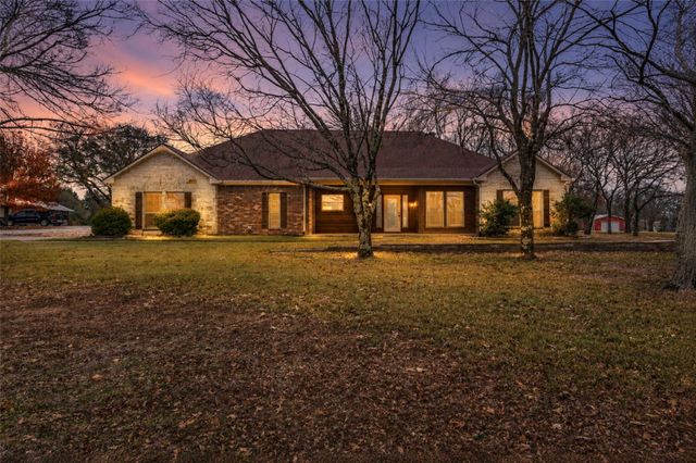 10471 Holly Creek Rd — Timber Ridge Estates