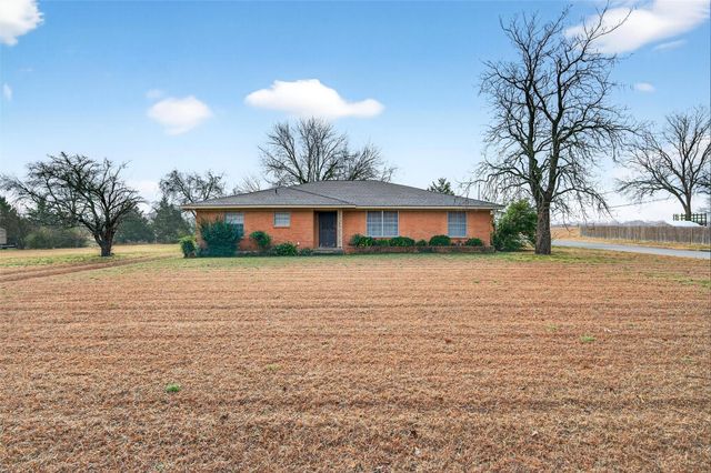 3928 W Houston St — JONES ELIZABETH