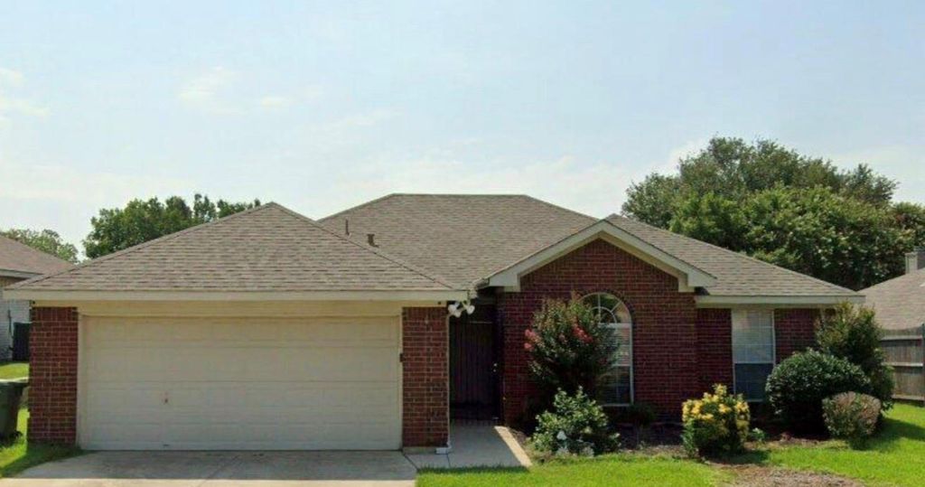 5004 Ivycrest Trl Arlington, TX 76017
