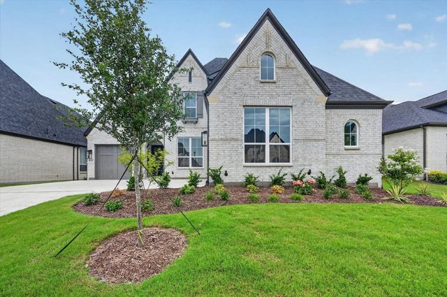 823 Montrose Dr — Quail Hollow