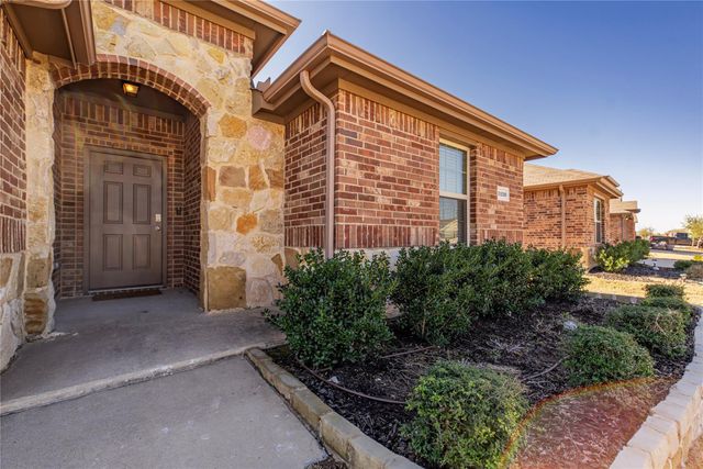 1120 Decker, Fate, TX, 75189