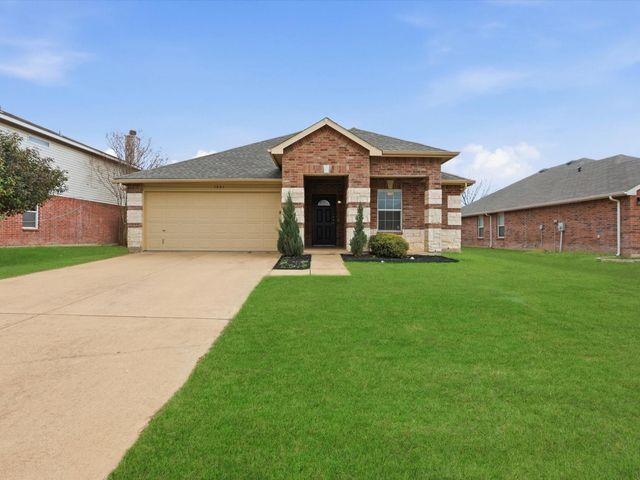 1441 Erin Dr — Wakefield Heights Ph 01