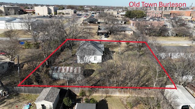 213 W Eldred St #2 — Burleson Add