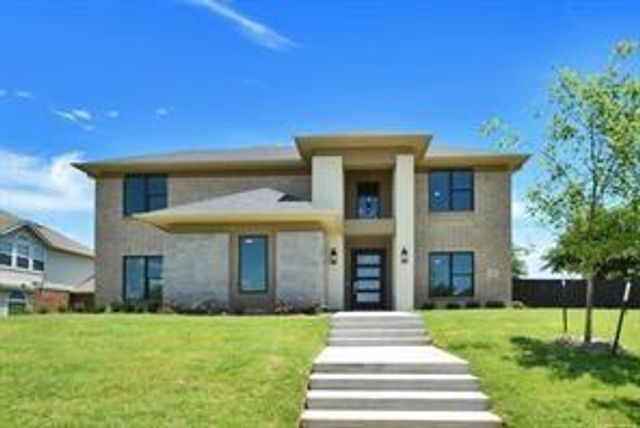 404 Mckinley St — Summit Parks