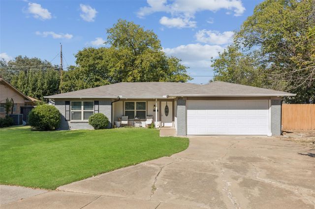 1901 Kris St — Greg 02