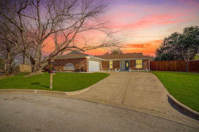 906 Cypress