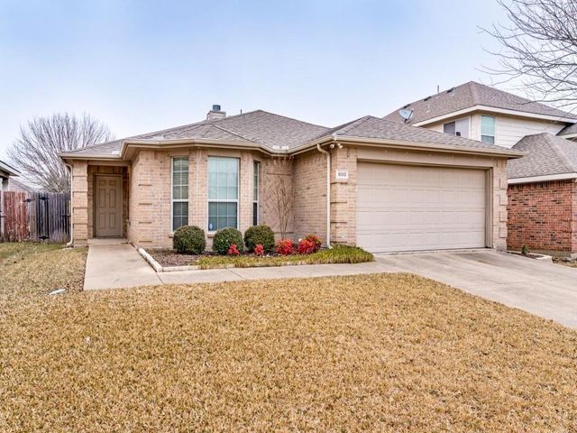 800 Mahogany Dr — Willow Creek Add Ph II