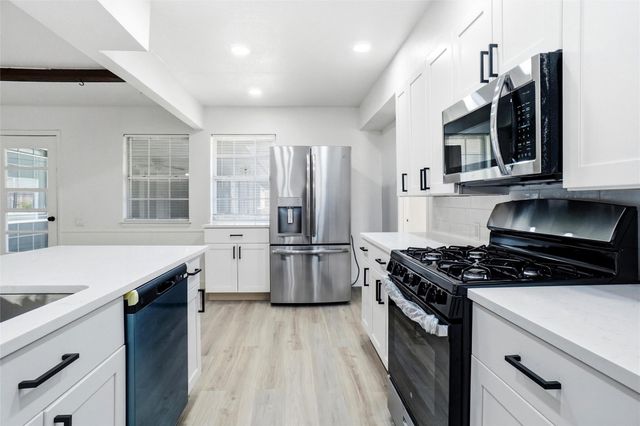 3825 Old Faithful Ct — Northwest Park 05