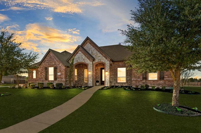 800 Yasmin Ct — Villas Of Heath