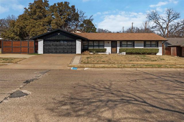 1422 Glenwick Ln — Sandlewood Add 02 01 Instl