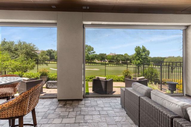 4819 Cloudcroft Ln — Vue Las Colinas