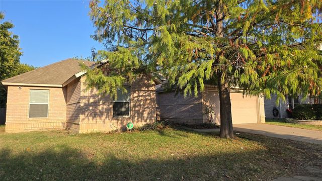 5256 Chessie Cir — Fossil Spgs Add