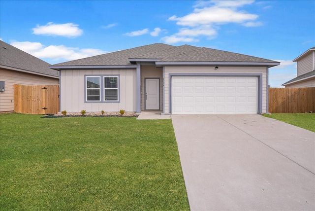 4704 Delano St — Delano Estates Ph 1 & 2