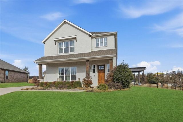 212 Blue Stem Ln — Parks Of Aledo Ph