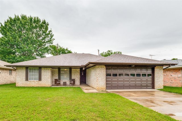 1209 Randy Dr — Starlite 12