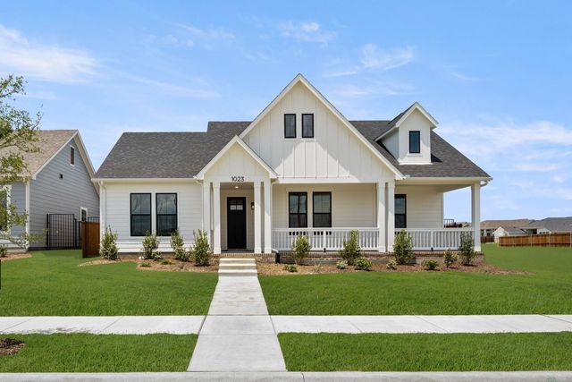 1023 Rylan St — Midtowne