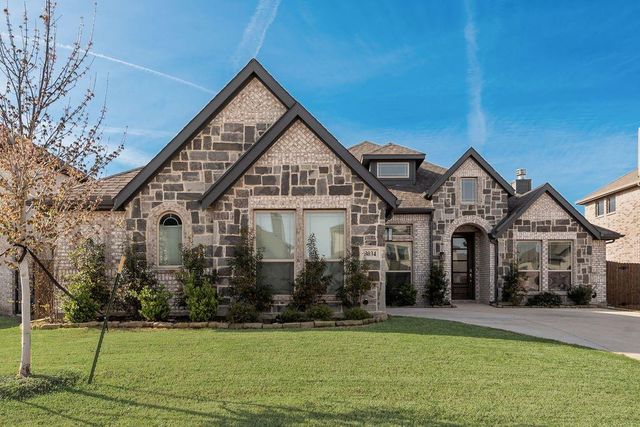 3034 Kenna Ct — Parks Somercrest