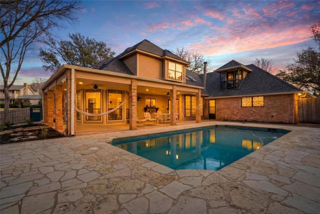804 Wooded Crest Dr — Hunters Mountain