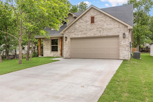 714 E McGee St — Jones & Summit